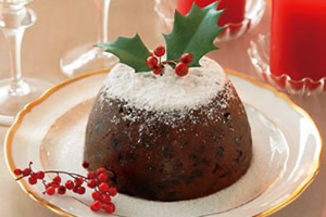 イギリスのクリスマス料理「伝統的なケーキはクリスマス・ブティング」 