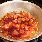 [トマト/大量消費/料理レシピ]  余ったトマトの大量消費メニュー、簡単・人気・定番な料理方法は？「おすすめは、作り置き可能なトマトソースや煮込み、スープ系のトマト料理」