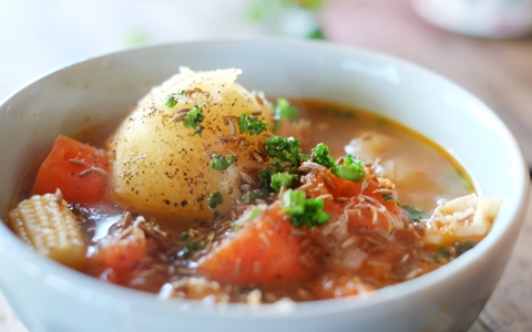 カレーライスに合うスープ献立・付け合わせ！定番・簡単！人気の汁物・味噌