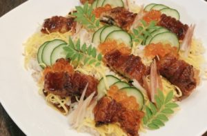 こどもの日の食べ物：鰻のちらし寿司