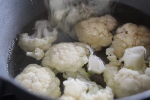 カリフラワー・ピクルスの簡単レシピと作り方、茹で時間