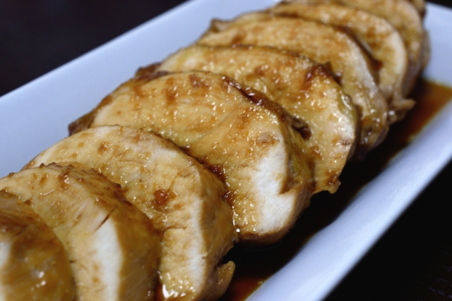 鶏むね肉のチャーシューの作り方・黄金比レシピ、常温・冷蔵庫・冷凍保管の日持ち期間