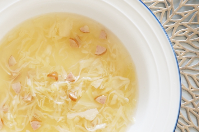 キャベツスープの日持ち・保存方法！コンソメ味の常温・冷蔵保管、冷凍は？