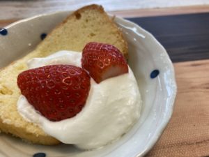 手作りの生クリームと苺のパウンドケーキ：保存方法と日持ちする賞味期限