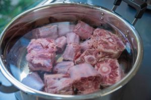 韓国スープ・牛テールスープの常温・冷蔵庫保存、冷凍保存の日持ち期間と保存方法（賞味期限・消費期限切れ）