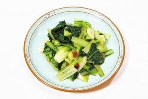 小松菜の人気レシピ１位：簡単！オイル蒸しの作り方