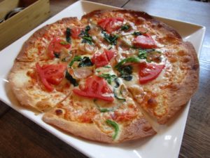 好きなピザの具材⇒人気のピザの具ランキング３位：トマト