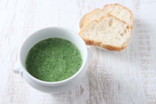 ほうれん草ポタージュスープの人気レシピ！簡単⇒黄金比！夏・冬の作り方