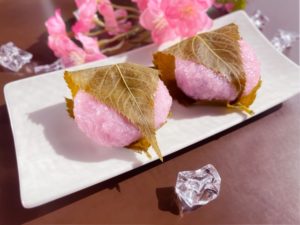 おしゃれなお花見弁当レシピ：差し入れは、桜餅