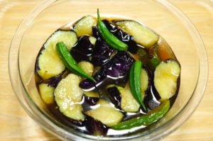八宝菜に合う副菜レシピ：オクラの煮浸し