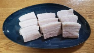 蒲焼きの変わり種：ゆで豚の蒲焼き