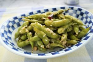 焼き鳥屋のサイドメニューのレシピ：定番は枝豆、人気の副菜はガーリック枝豆